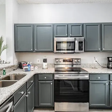 Charming & Cozy Townhouse Disney Area - Lake Berkley